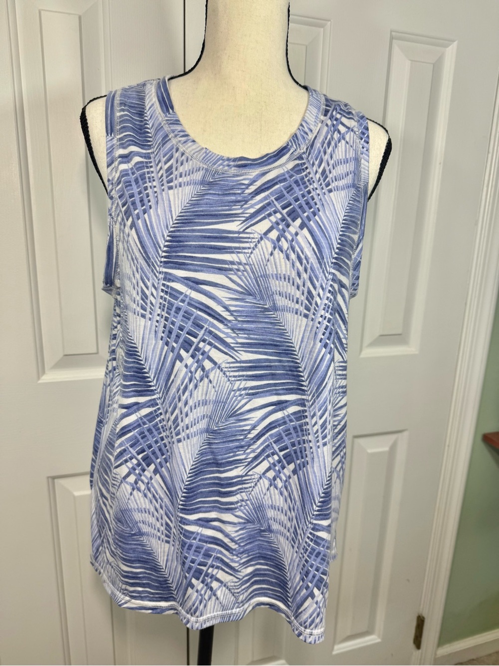 Tommy Bahama Lavender and White Palm-Print Tank Top